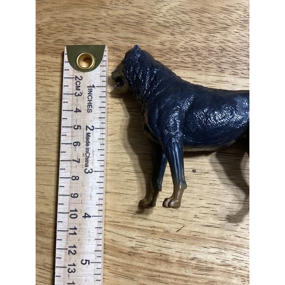 rottweiler figure Rottweiler Standing Toy Figure Dog Figure Toy - Picture 4 of 7